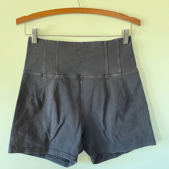 OFFLINE by Aerie OG Washed 4” Bike Short, High Rise in Black sz Large - Picture 6 of 6